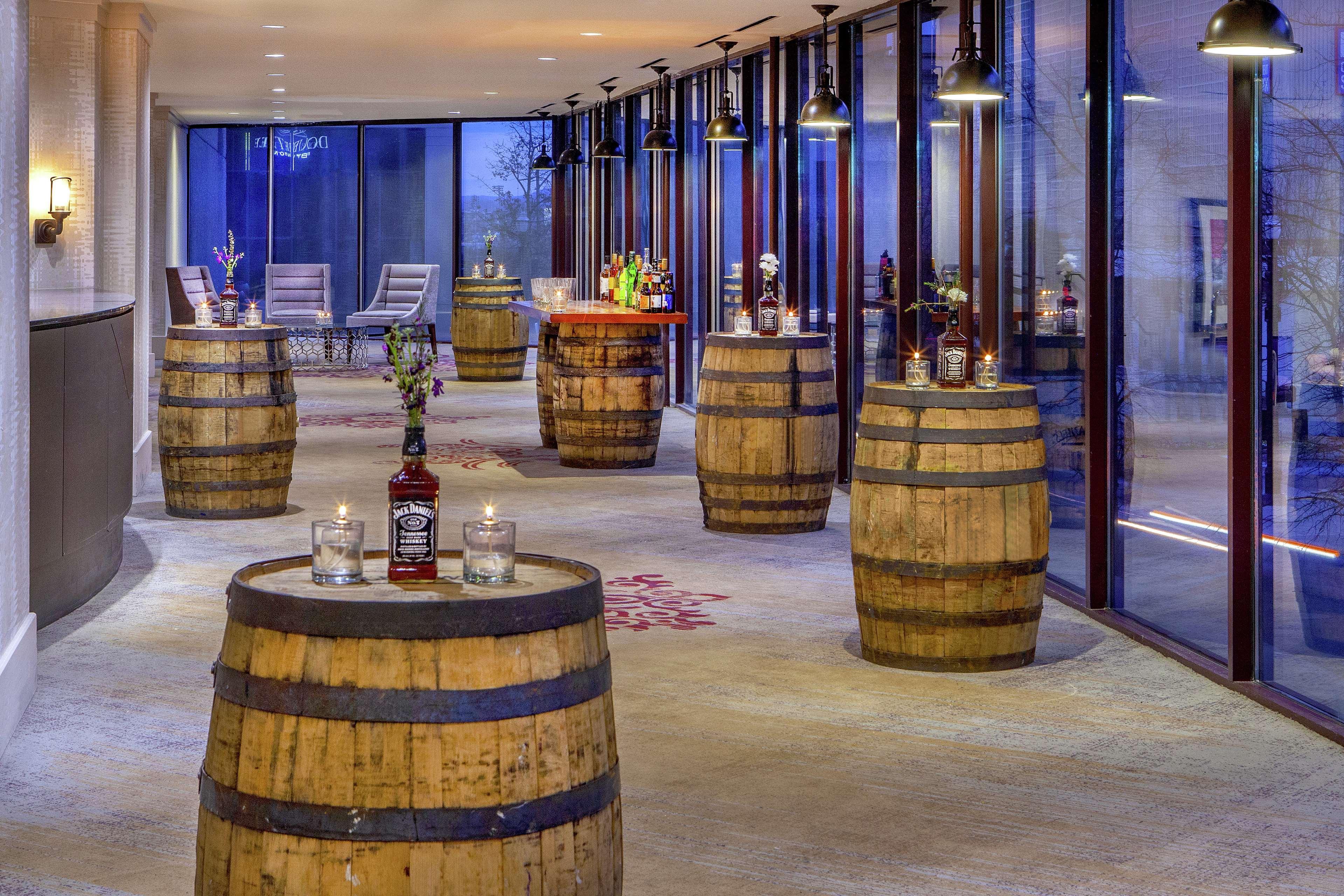 Doubletree By Hilton Hotel Nashville Downtown Εξωτερικό φωτογραφία
