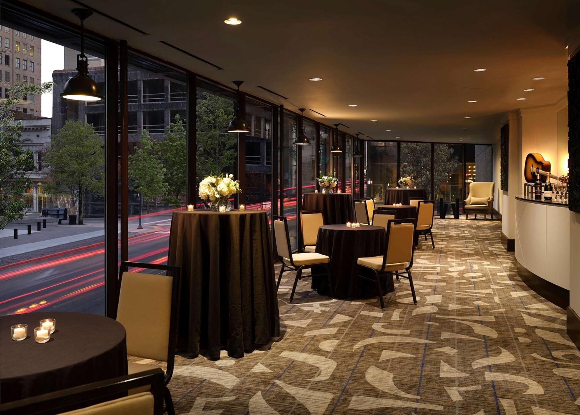 Doubletree By Hilton Hotel Nashville Downtown Εξωτερικό φωτογραφία