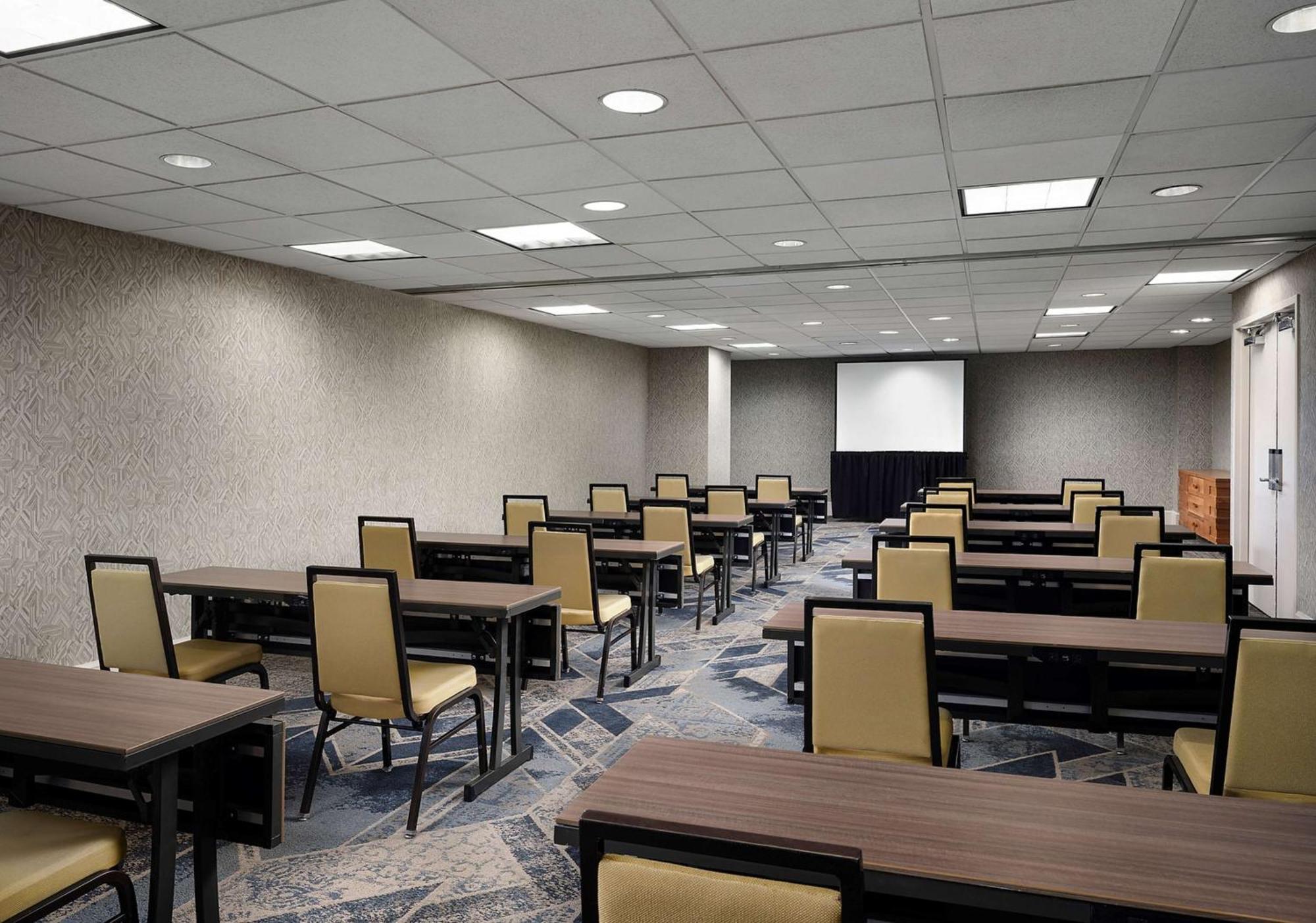 Doubletree By Hilton Hotel Nashville Downtown Εξωτερικό φωτογραφία