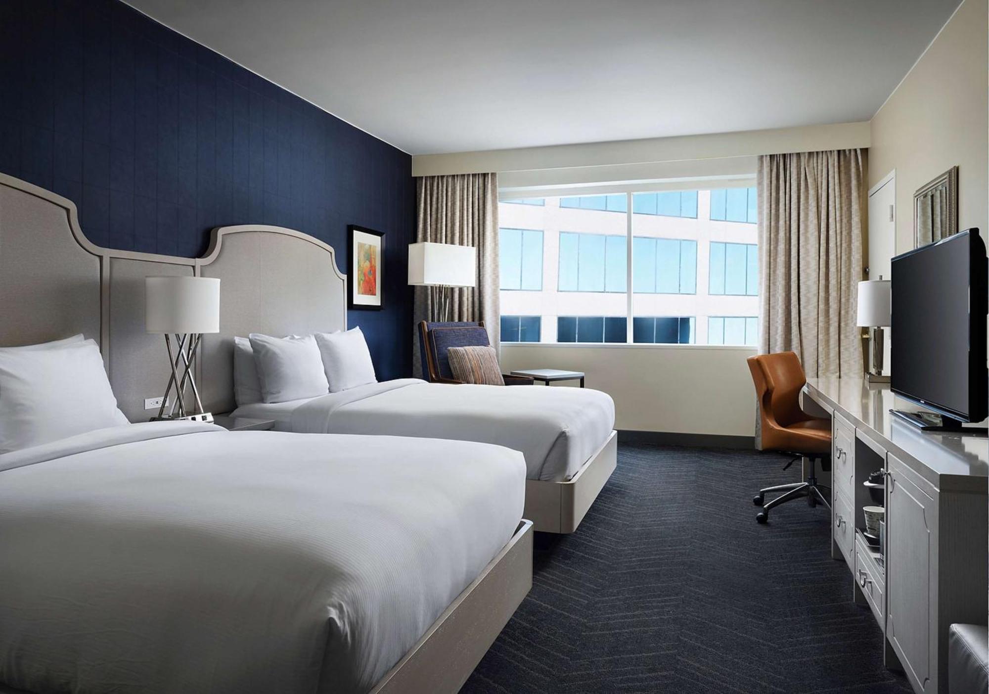 Doubletree By Hilton Hotel Nashville Downtown Εξωτερικό φωτογραφία