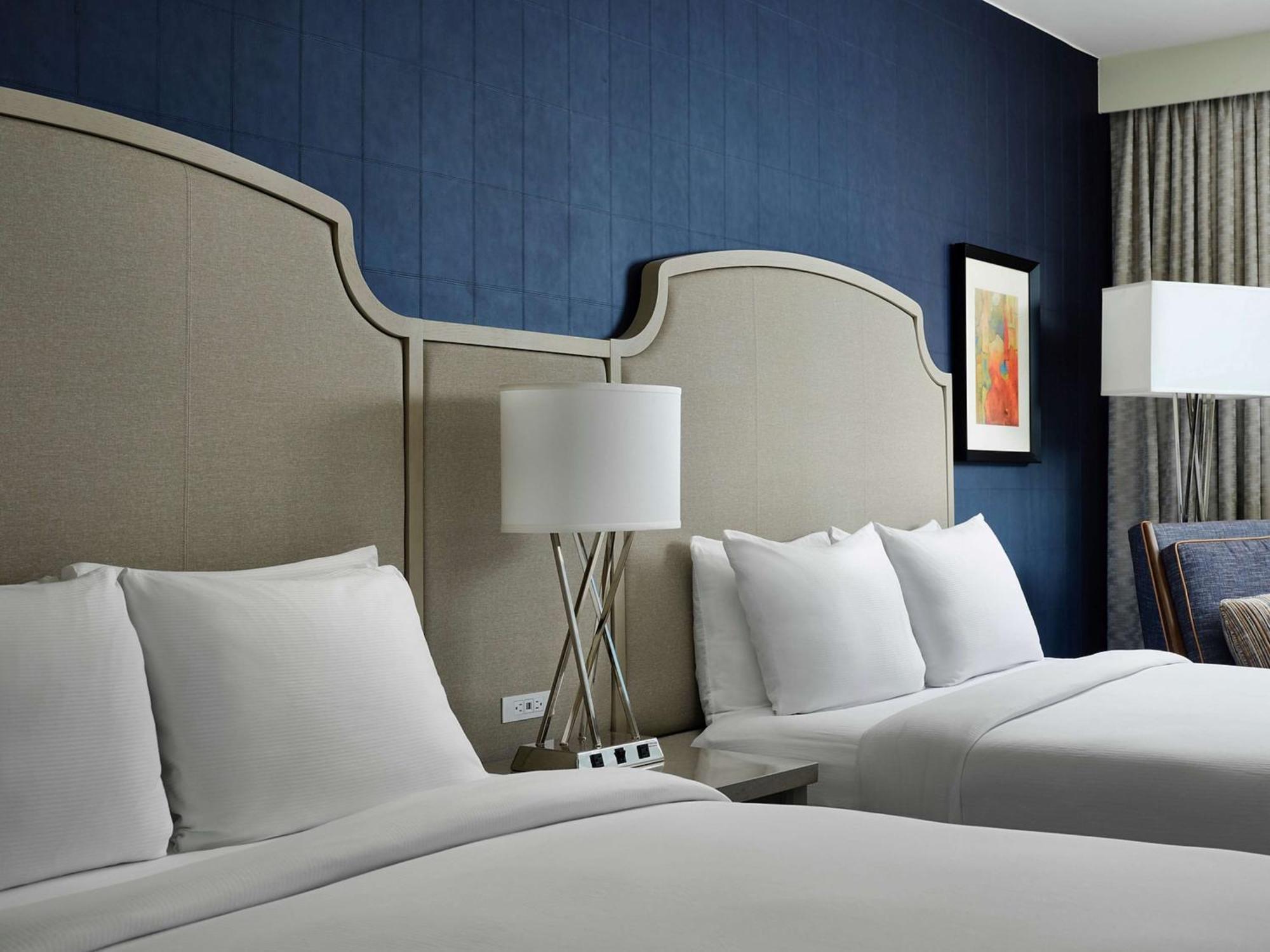 Doubletree By Hilton Hotel Nashville Downtown Εξωτερικό φωτογραφία