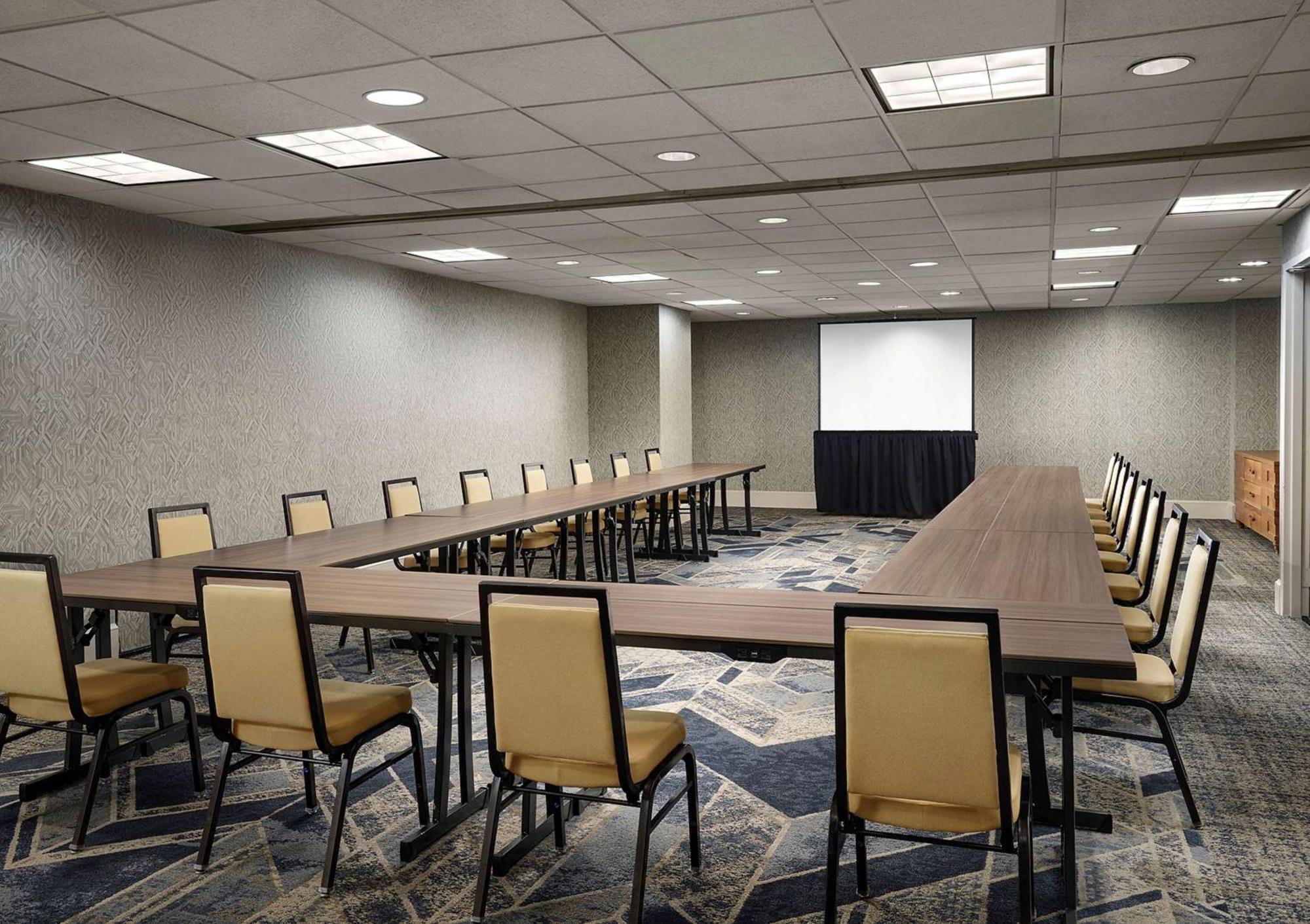 Doubletree By Hilton Hotel Nashville Downtown Εξωτερικό φωτογραφία