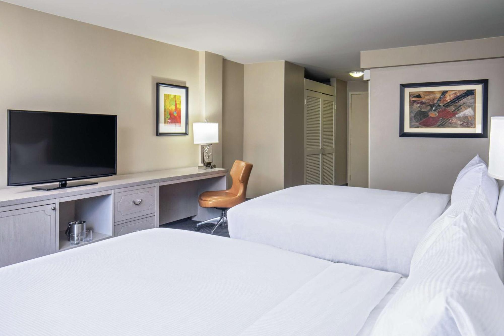 Doubletree By Hilton Hotel Nashville Downtown Εξωτερικό φωτογραφία