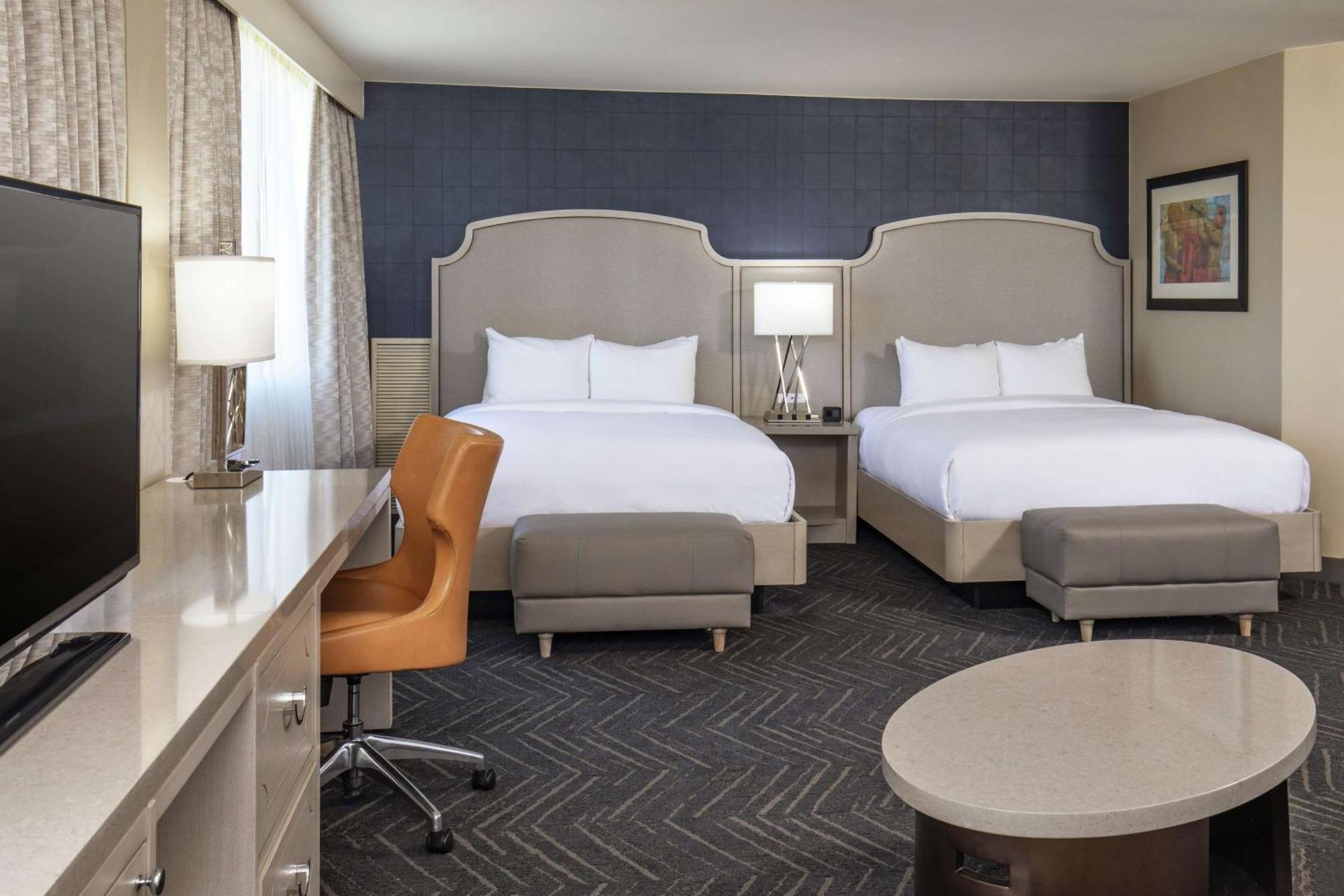 Doubletree By Hilton Hotel Nashville Downtown Εξωτερικό φωτογραφία