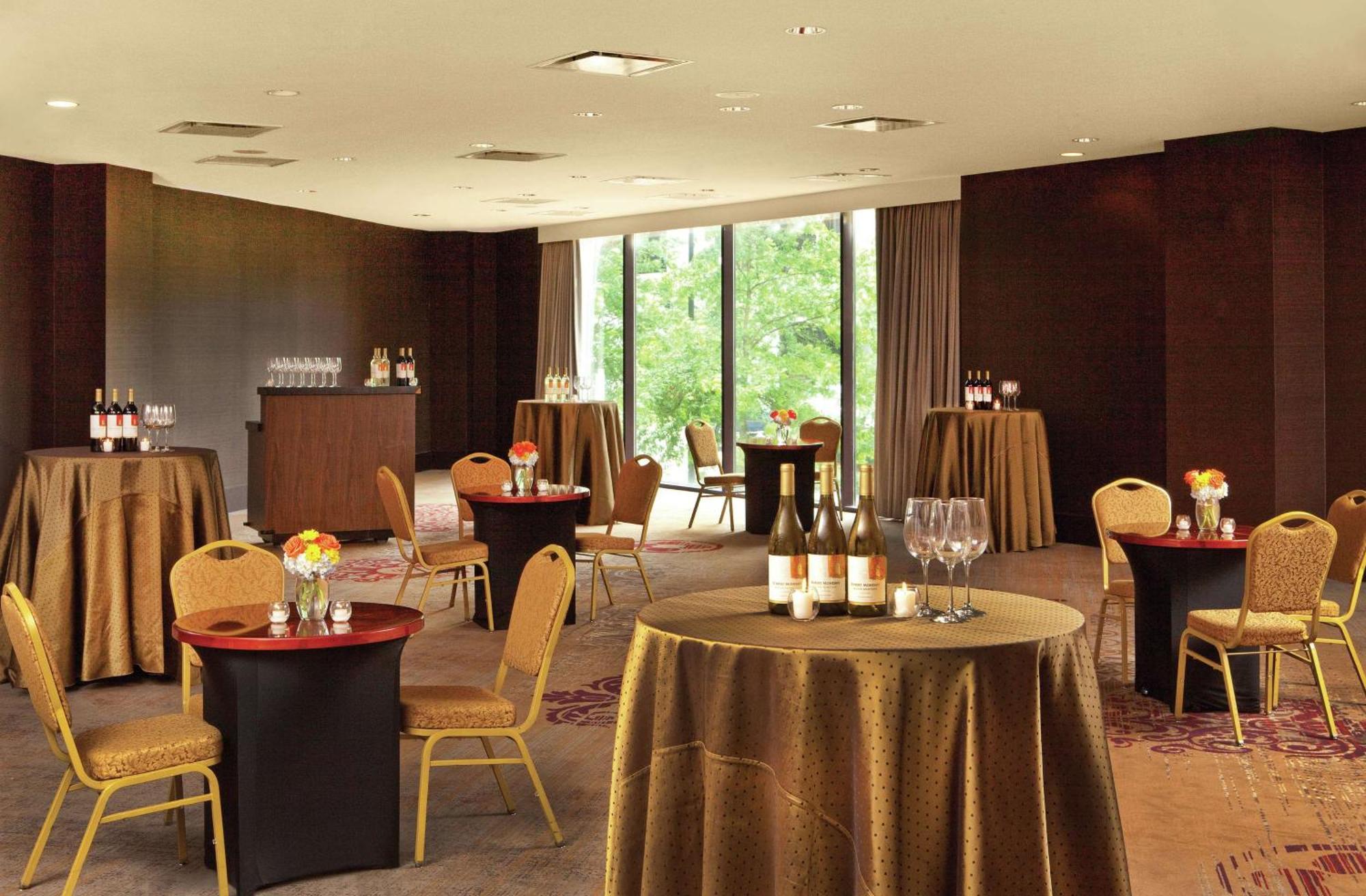 Doubletree By Hilton Hotel Nashville Downtown Εξωτερικό φωτογραφία