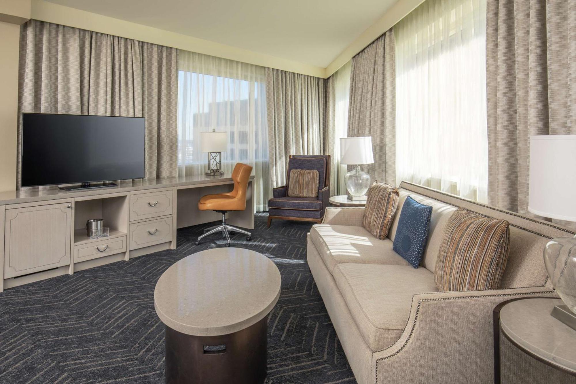 Doubletree By Hilton Hotel Nashville Downtown Εξωτερικό φωτογραφία