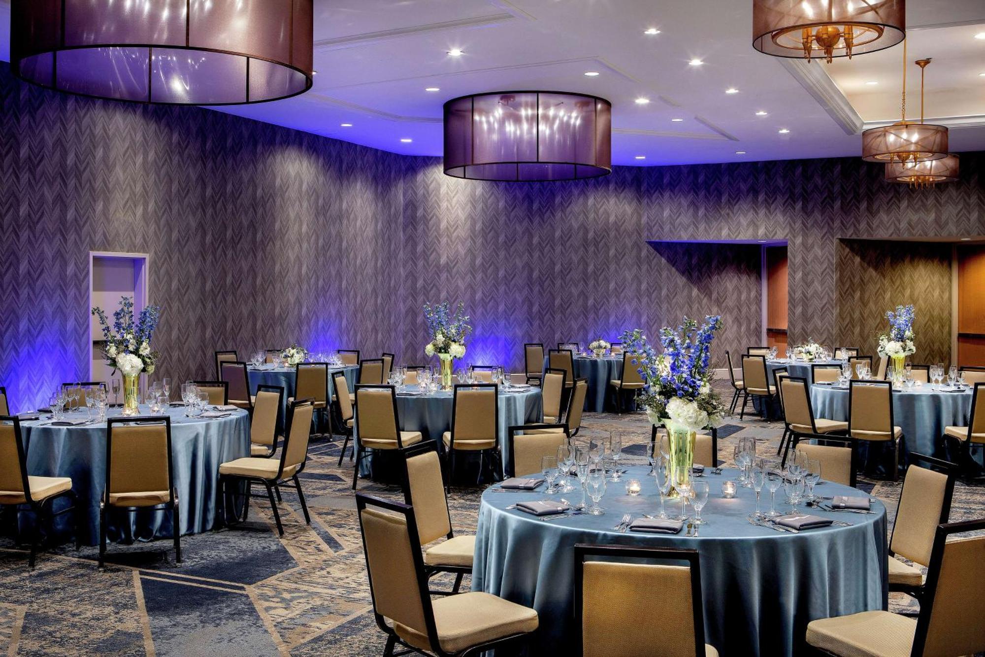 Doubletree By Hilton Hotel Nashville Downtown Εξωτερικό φωτογραφία